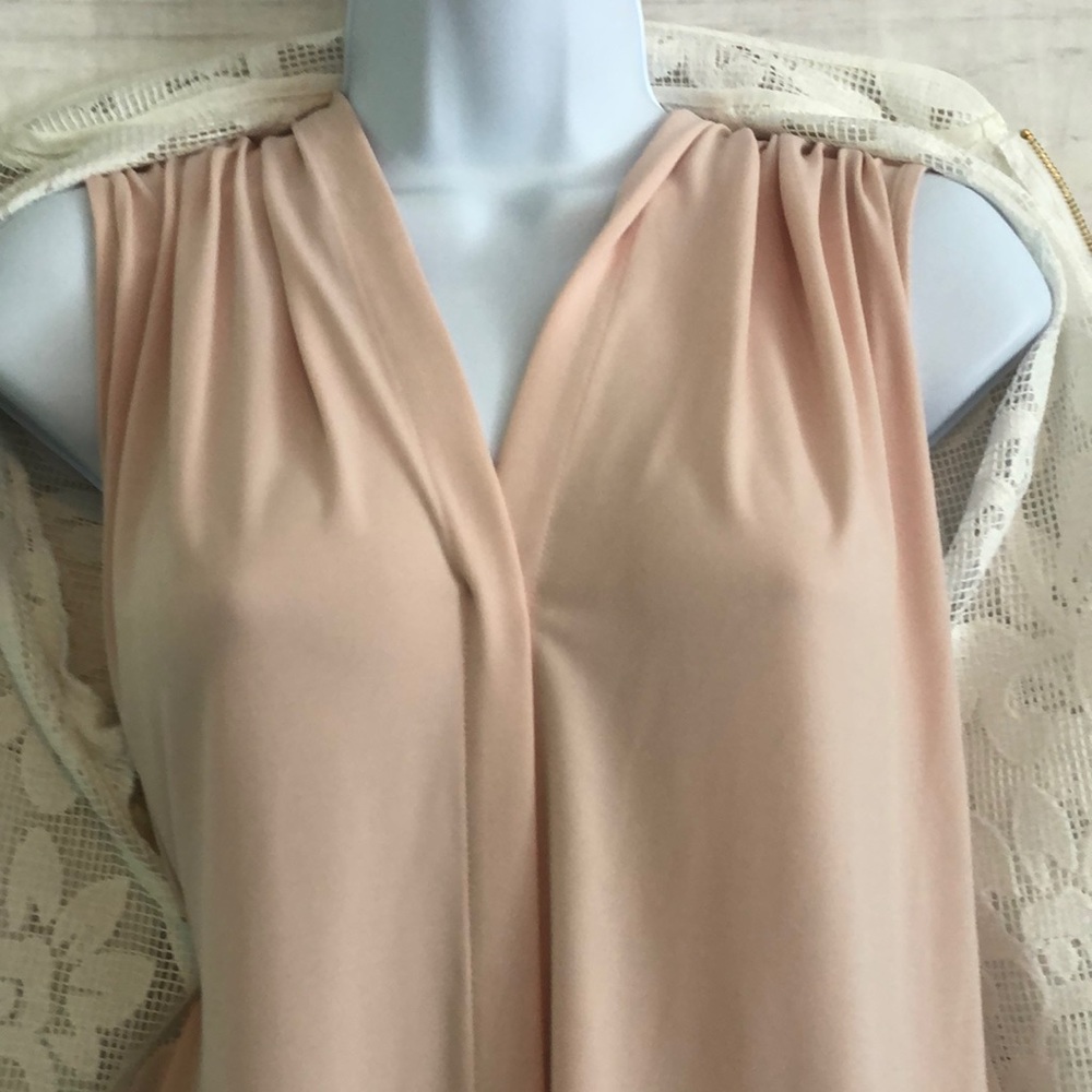 Blush Color blouse - Picture 4 of 4